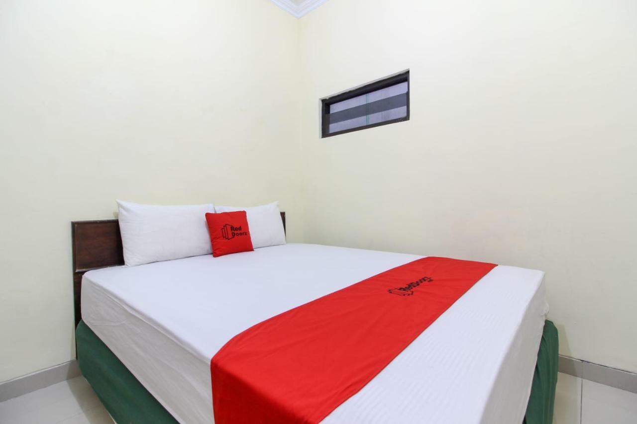 Reddoorz Near Rumah Sakit Condong Catur Maguwo Extérieur photo