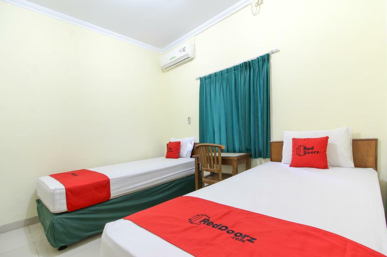 Reddoorz Near Rumah Sakit Condong Catur Maguwo Extérieur photo