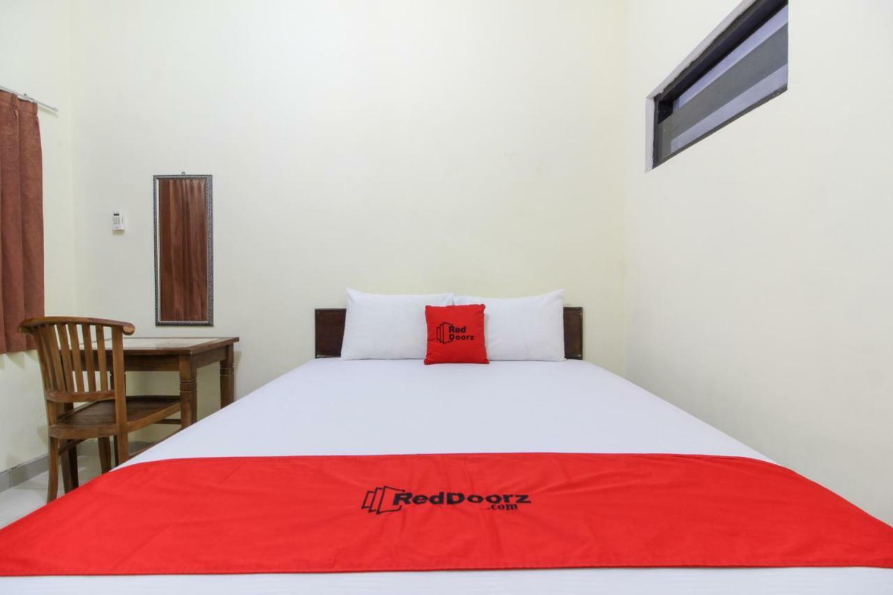 Reddoorz Near Rumah Sakit Condong Catur Maguwo Extérieur photo