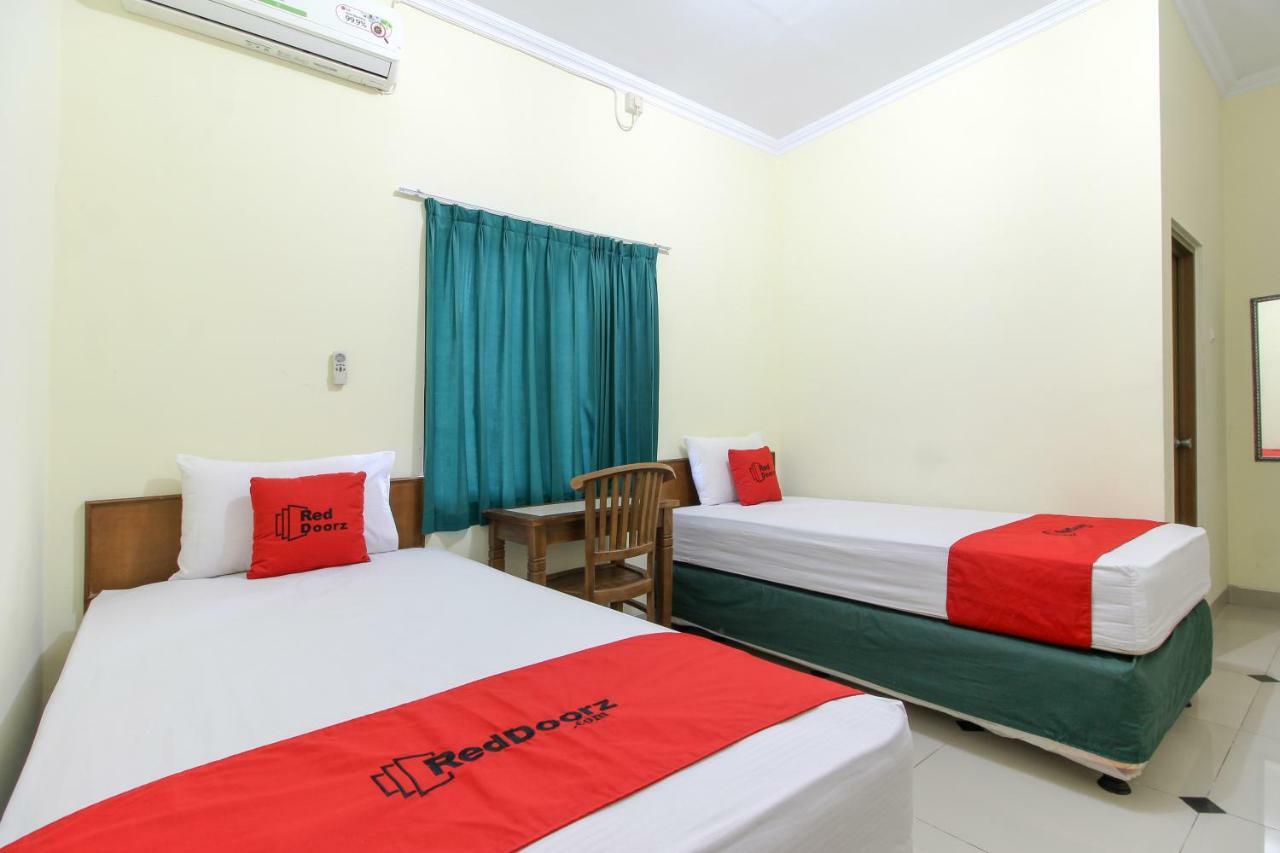 Reddoorz Near Rumah Sakit Condong Catur Maguwo Extérieur photo